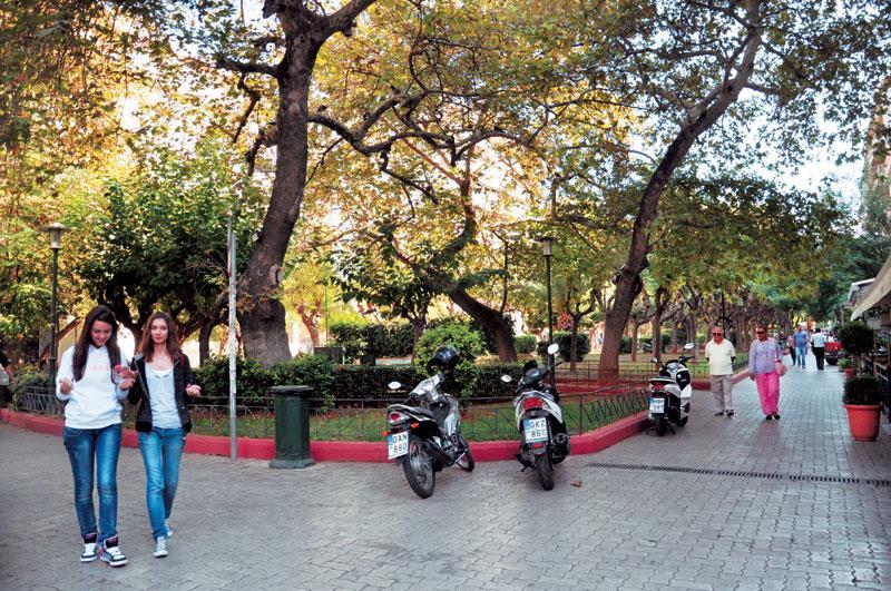 Menta Errathens Apartment - Athens Center, 5 Bd, 2 Bath Εξωτερικό φωτογραφία