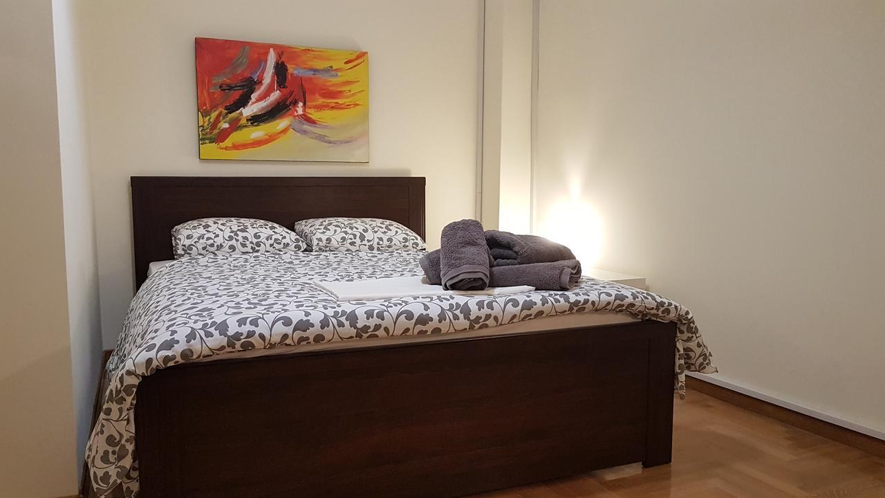 Menta Errathens Apartment - Athens Center, 5 Bd, 2 Bath Εξωτερικό φωτογραφία